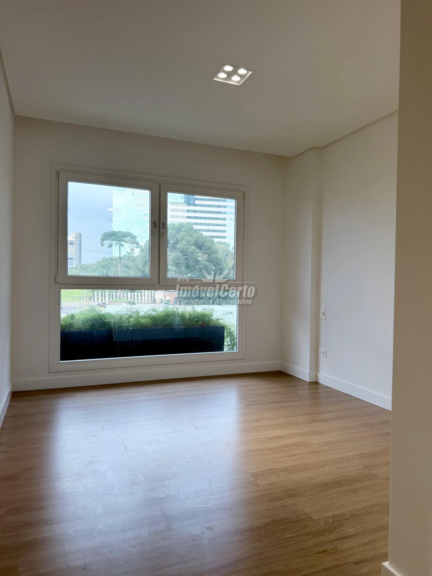 3-bedroom 87.14 m² apartment with 1 parking spot — photo 32