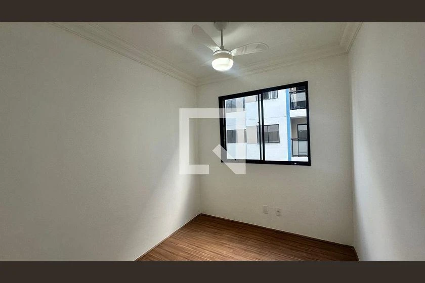 2-bedroom apartment in a building with a gym — photo 13