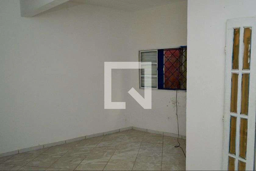 28 m² studio with washing machine and balcony — photo 12