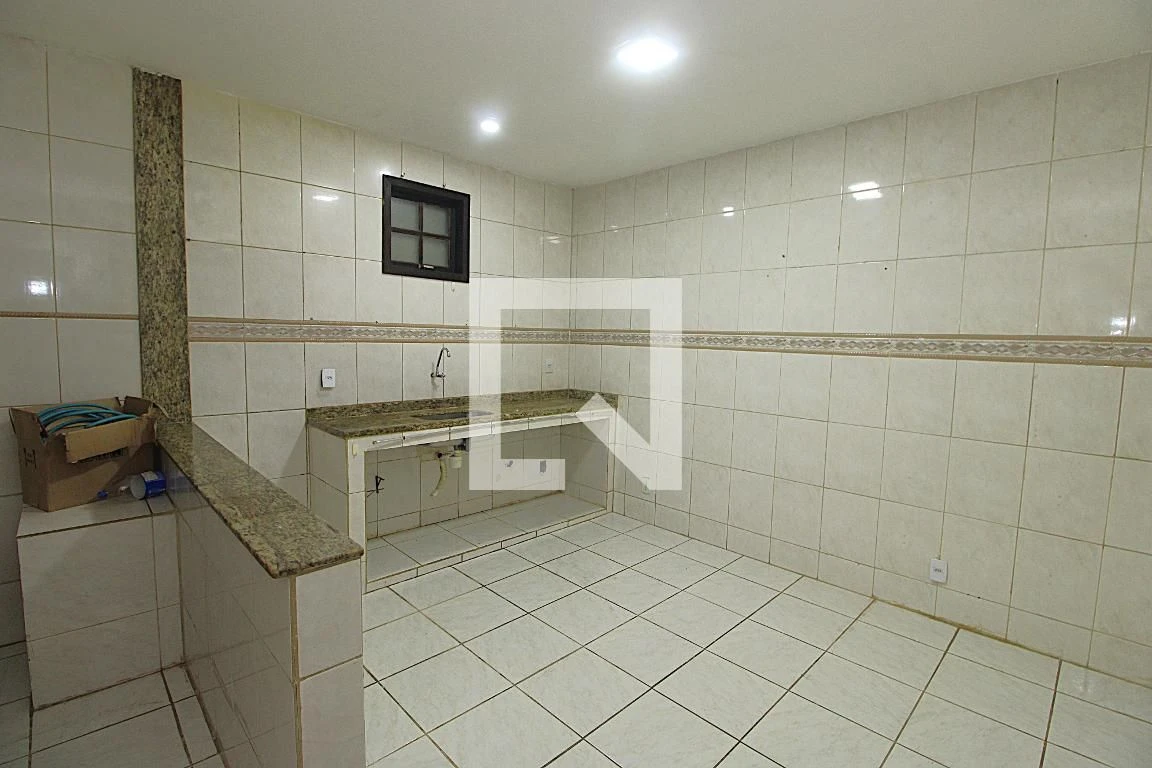Casa de 3 quartos com banheira — photo 15