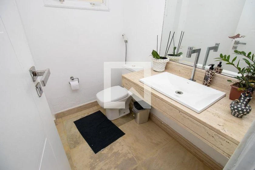 Condo house with 4 suites and 500 m² plus private garden — photo 46
