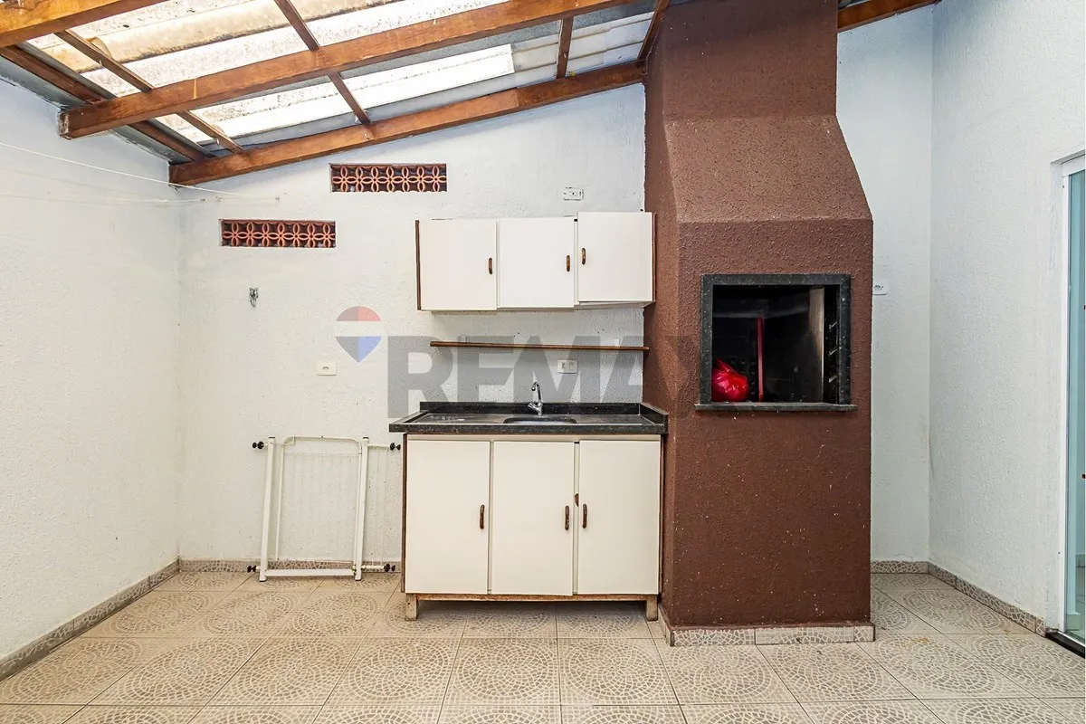 3-bedroom house with a grill on the balcony in Curitiba — photo 6