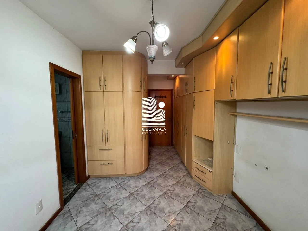 3-bedroom apartment, 1 with its own bathroom, 100 m² — photo 7