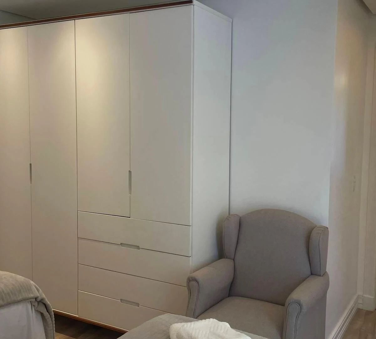 Home office in a 4-bedroom house, 320 m² — photo 31