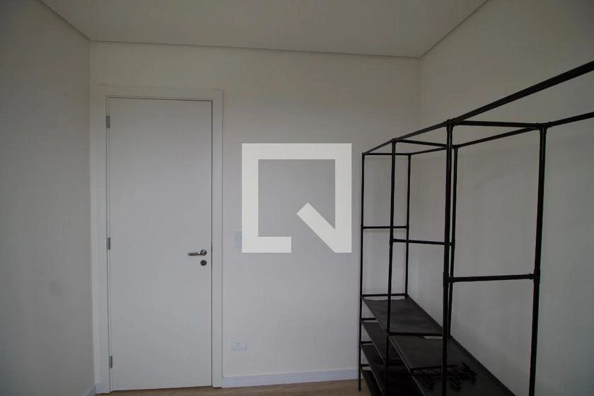 Furnished apartment, 150 m², with floor-to-ceiling windows — photo 31