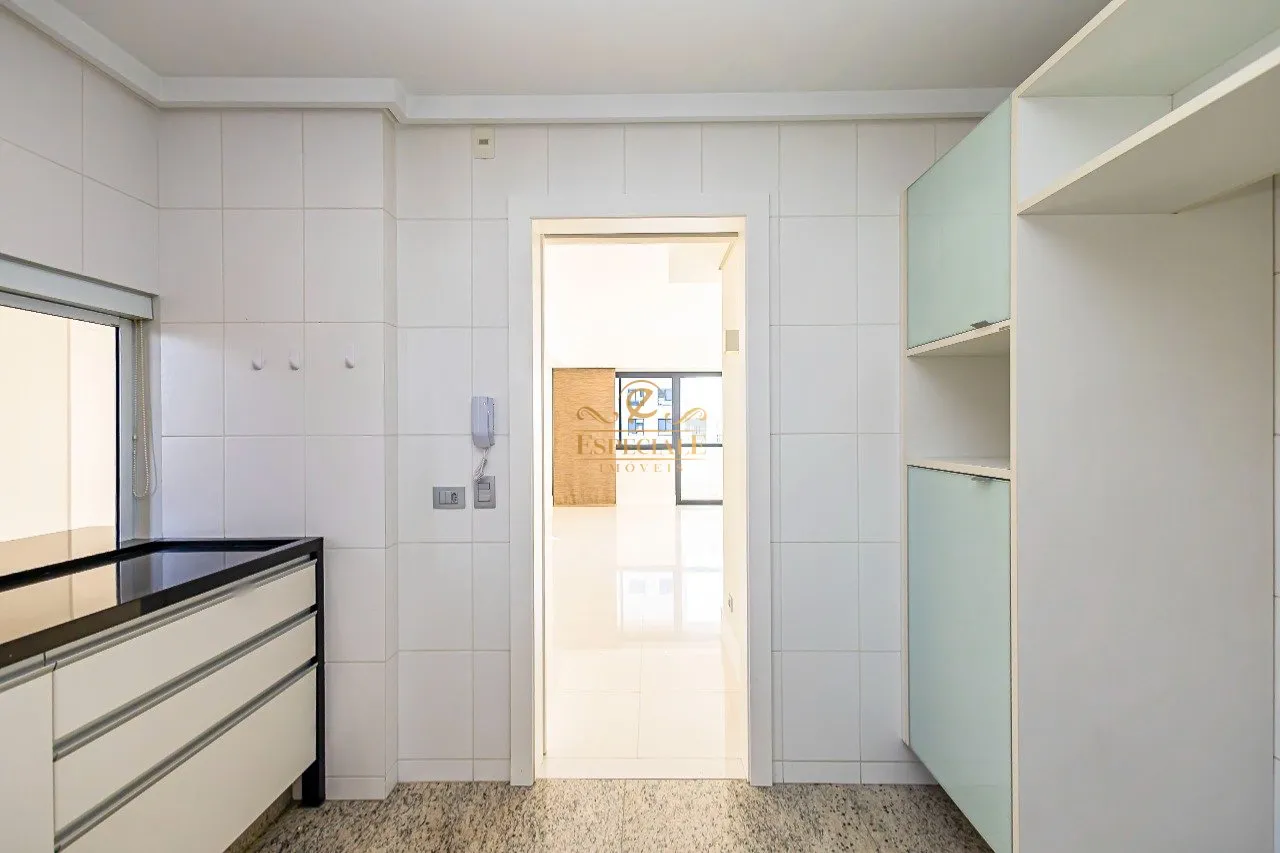 3-bedroom apartment with 5 bathrooms and 2 parking spaces — photo 14