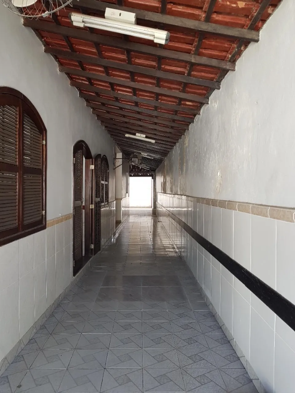 House, 300 m², with a grill on the balcony — photo 17