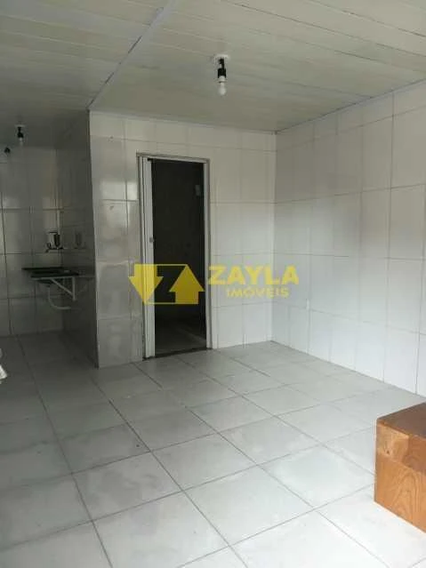 Casa de 30 m² e 1 quarto, Cordovil