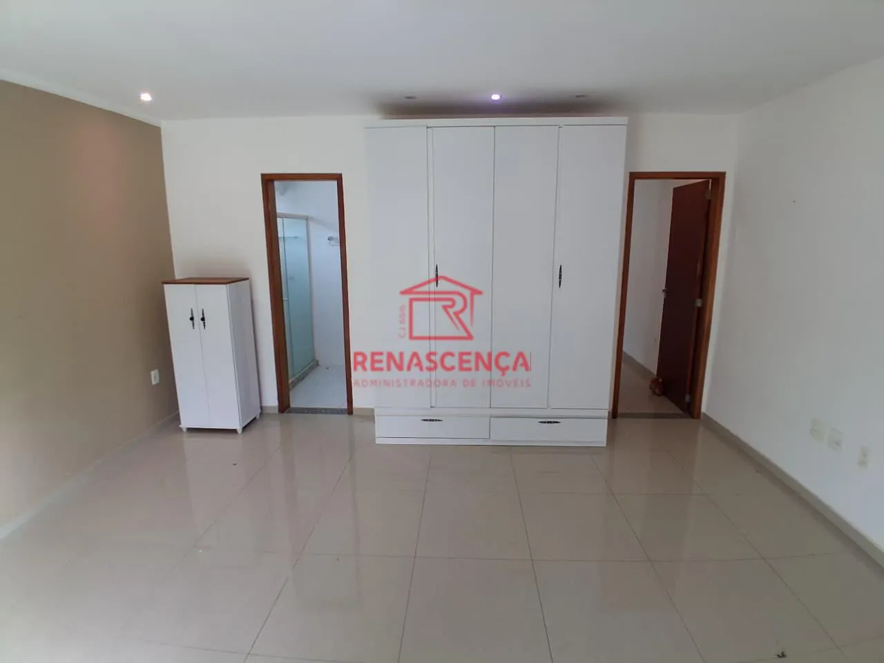 3-bedroom house, all with their own bathrooms, 180 m² — photo 18
