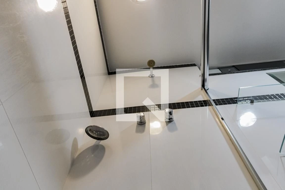 Apartment, 116 m², with wood or laminate floors — photo 53