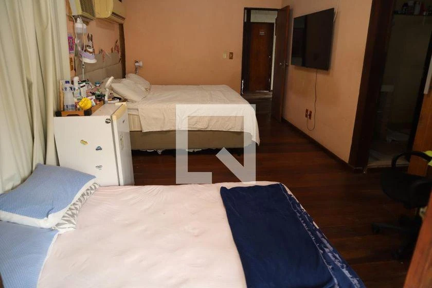 Furnished 500 m² house with 3 bedrooms and an open kitchen — photo 47