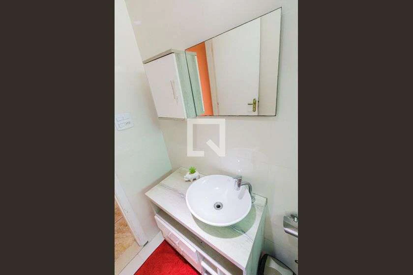 Furnished apartment with 2 bedrooms and a balcony — photo 47