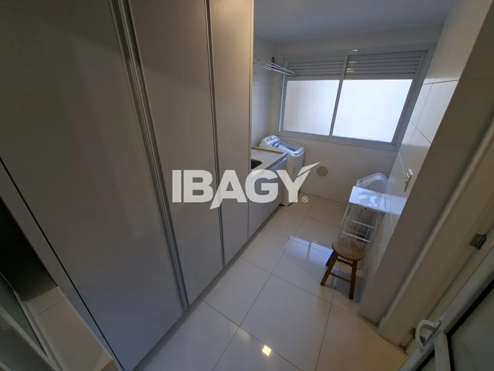 Apartamento amueblado de 3 dormitorios con barbacoa en balcón — photo 30