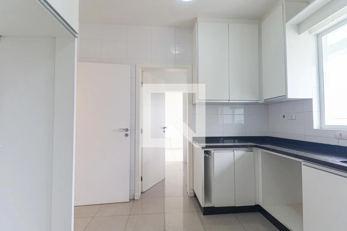 Apartment, 255 m², with a bathtub — photo 55