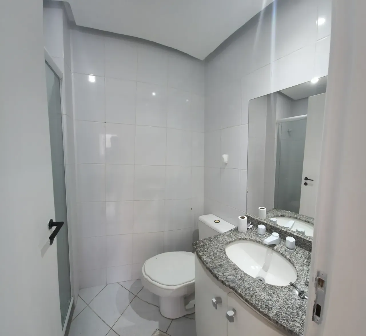 Apartamento de 66 m² com 2 quartos e varanda fechada — photo 3