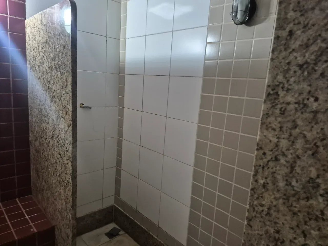 140 m² apartment with 3 bedrooms and an enclosed balcony — photo 38