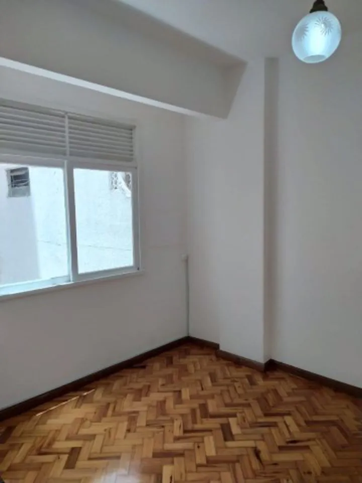 Apartment with living room, 2 bedrooms and 1 bath — photo 27