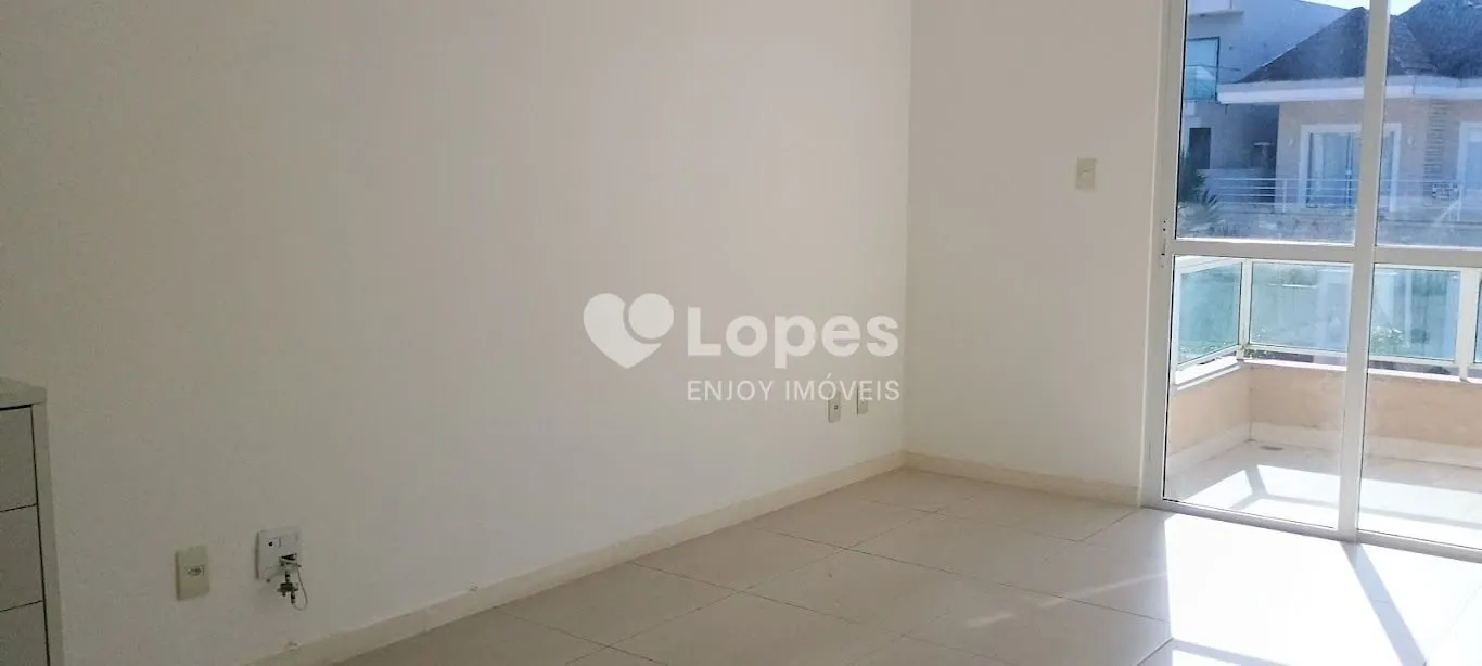 House with 5 bedrooms, 5 bathrooms and separate laundry — photo 33
