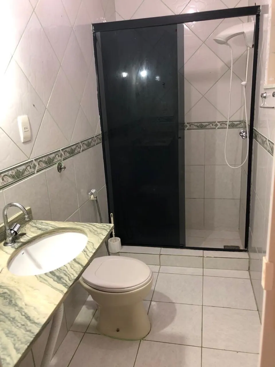 House with 3 bedrooms, 3 bathrooms and an open-plan kitchen — photo 10