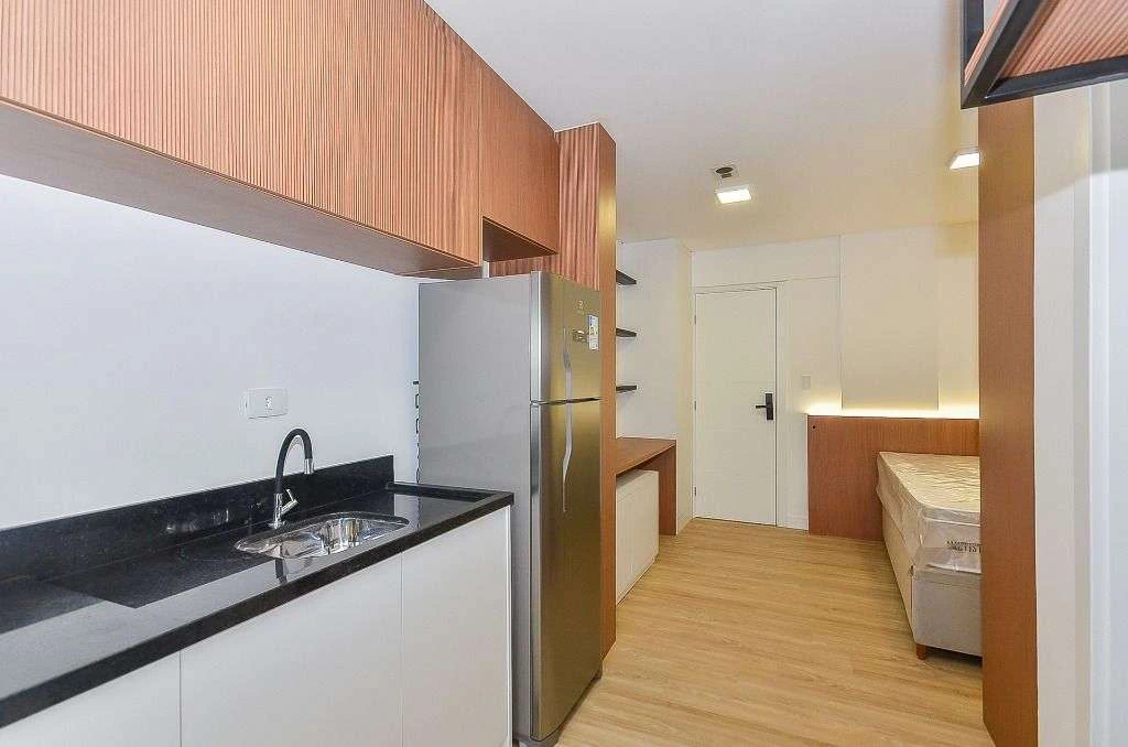 Furnished studio with open-plan kitchen and private BBQ — photo 2