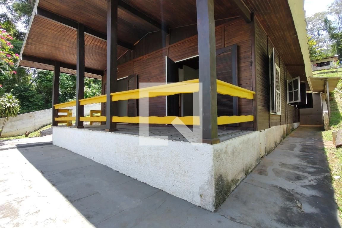 Casa para locação com 3 quartos e 280 m² — photo 69