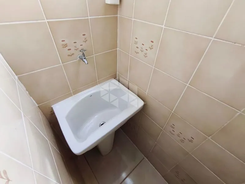 Квартира 30 м² з 1 спальнею та 1 місцем для авто — photo 17