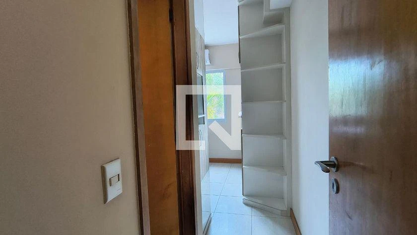 3-bedroom apartment in a building with a gym — photo 6