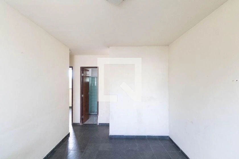2-bedroom apartment in a building with a gym — photo 13