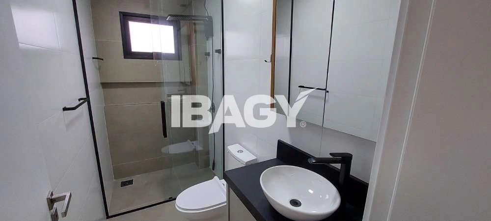 3 en-suite bedrooms house with 4 bathrooms and 2 parking — photo 5