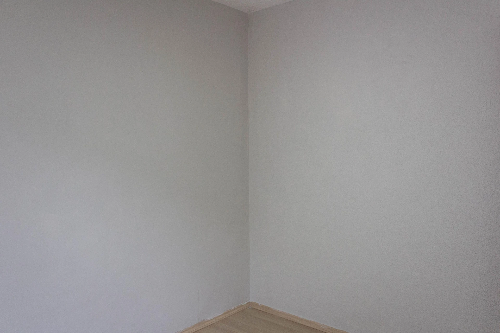 2-bedroom apartment in a building with a pool — photo 34