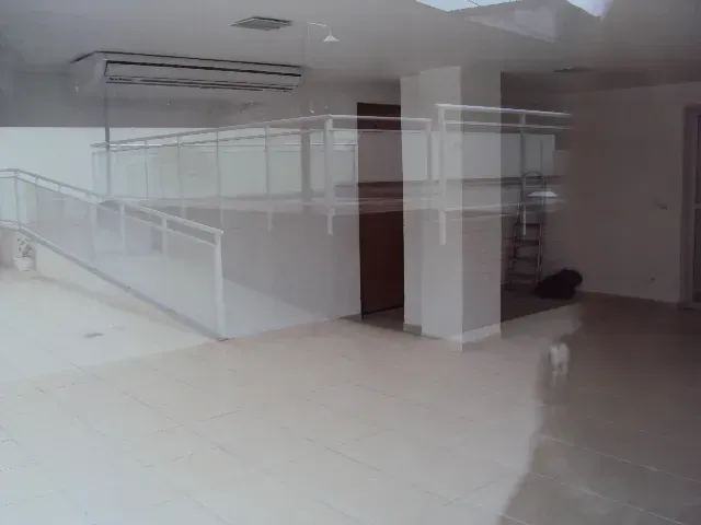 3-bedroom apartment in a building with a sauna — photo 22