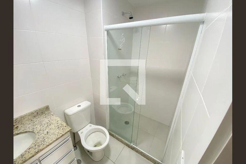2-bedroom apartment in a building with a gym — photo 30