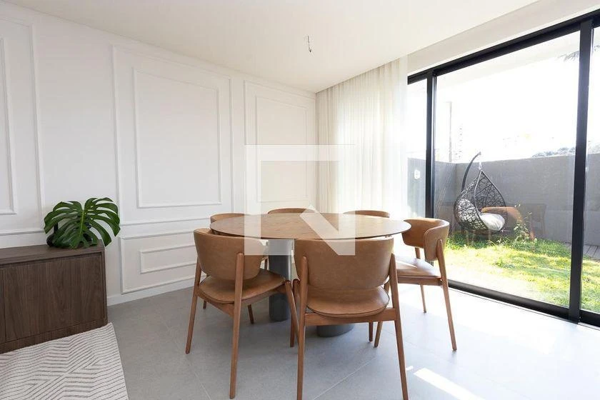 Furnished house with 3 en-suites and 2 parking spots — photo 4