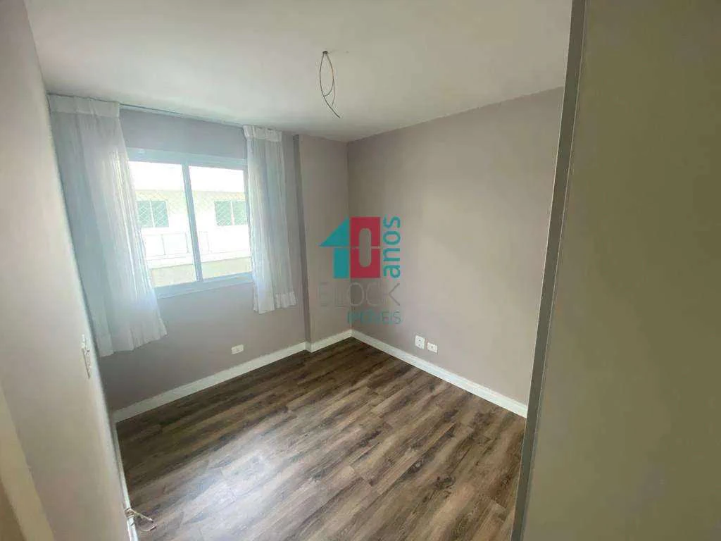 3-bedroom apartment (92 m²) with a balcony — photo 18