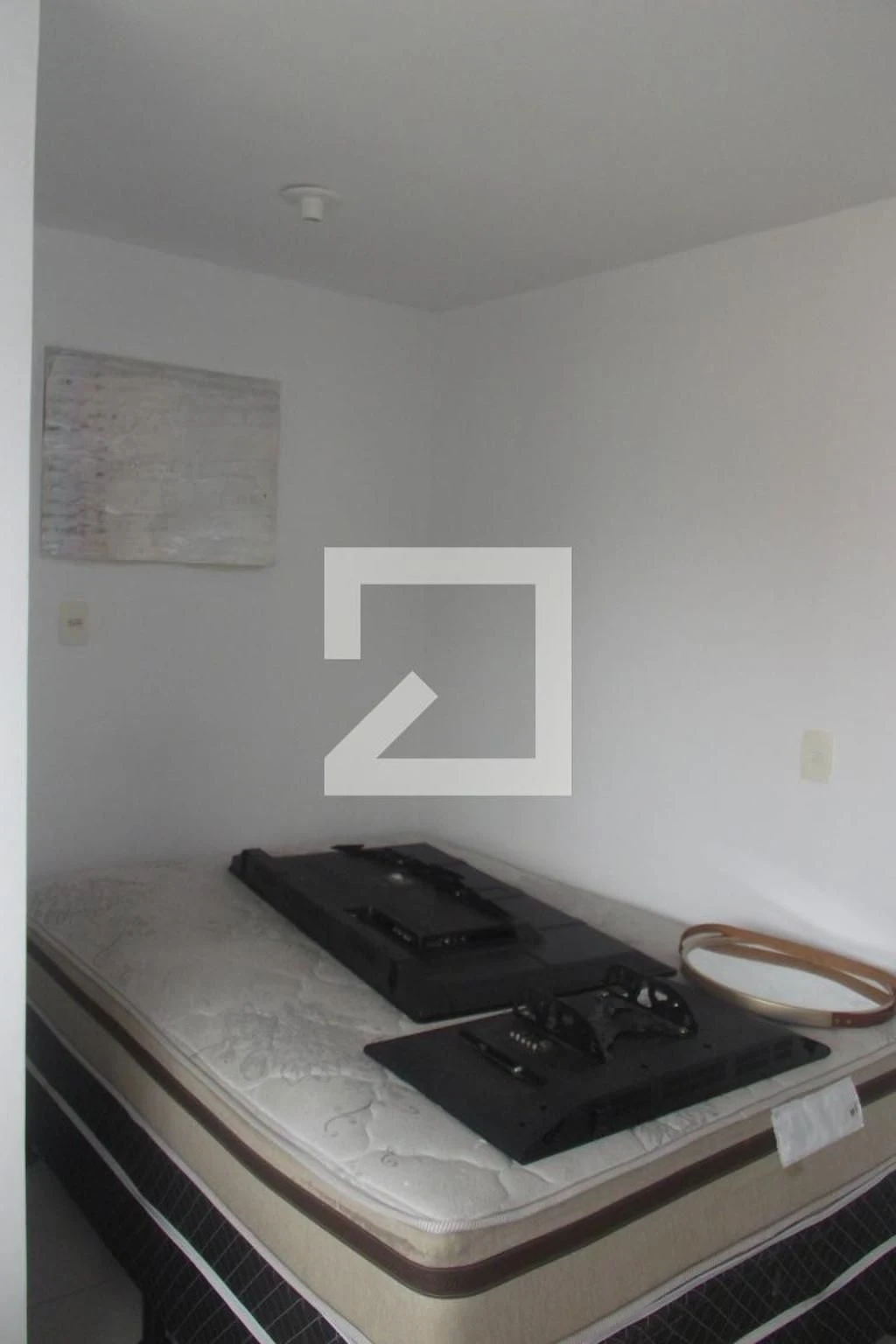 Furnished apartment with 3 bedrooms and enclosed balcony — photo 34