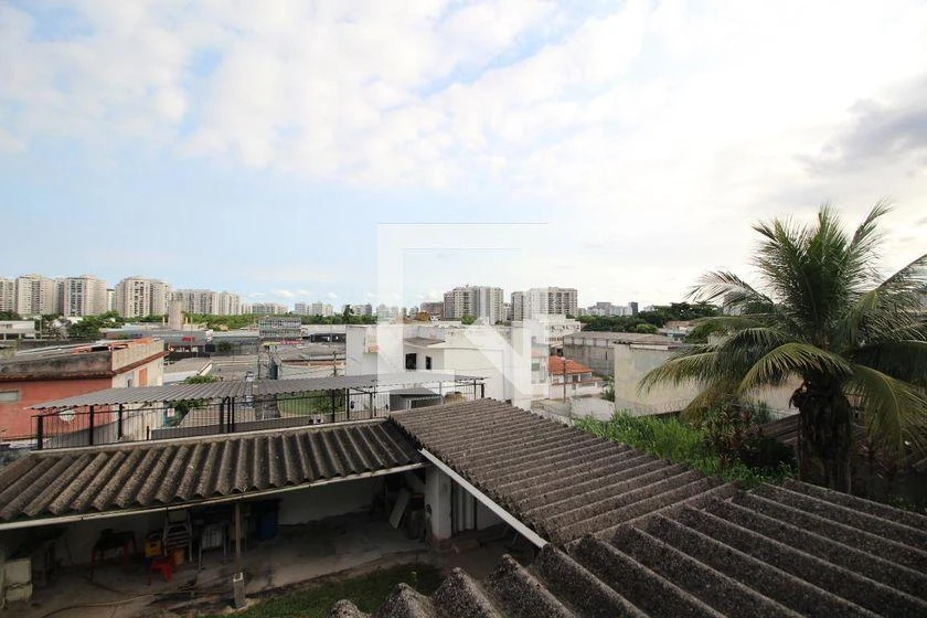 Furnished house with 3 bedrooms and mountain-city view — photo 23
