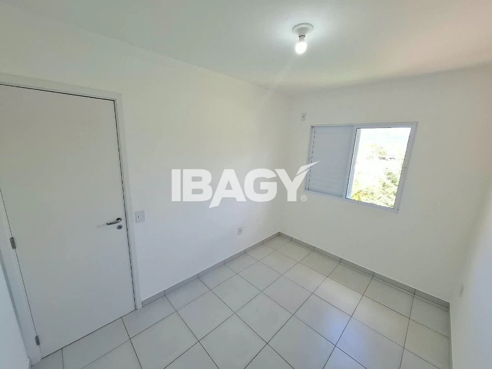 Piscina privada y 2 dormitorios: departamento de 54 m² — photo 21