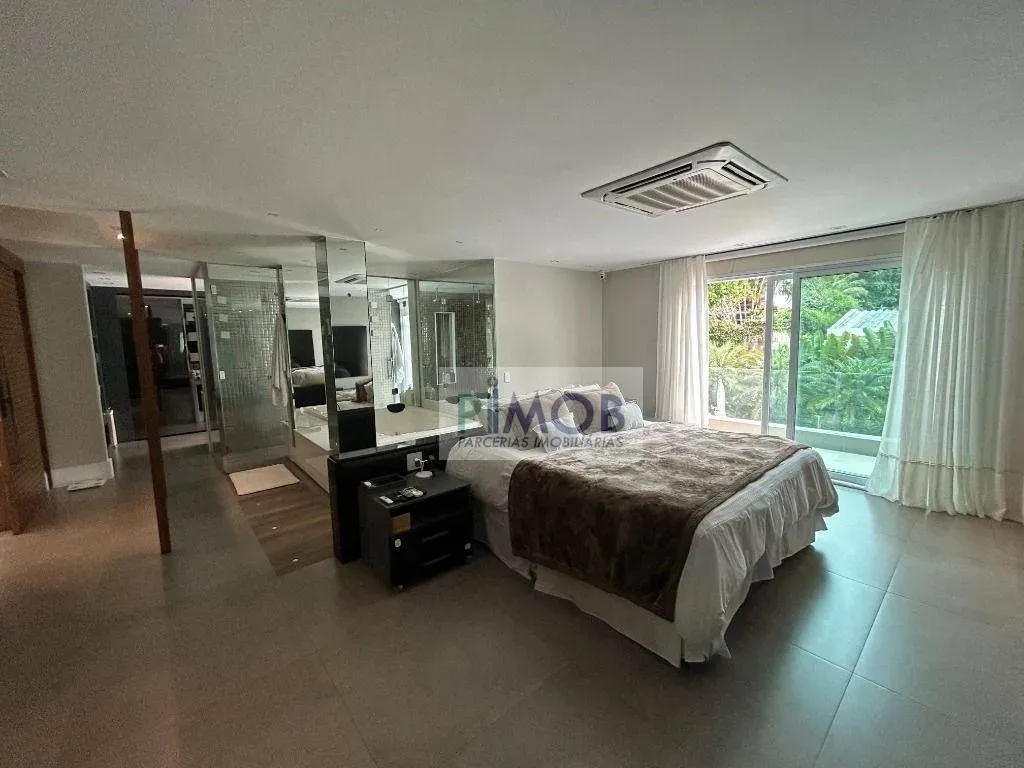 Casa mobiliada com 3 quartos e 5 banheiros, 550 m² — photo 39