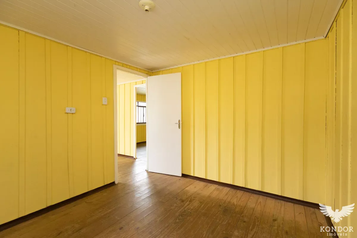 House, 80 m², with wood or laminate floors — photo 11