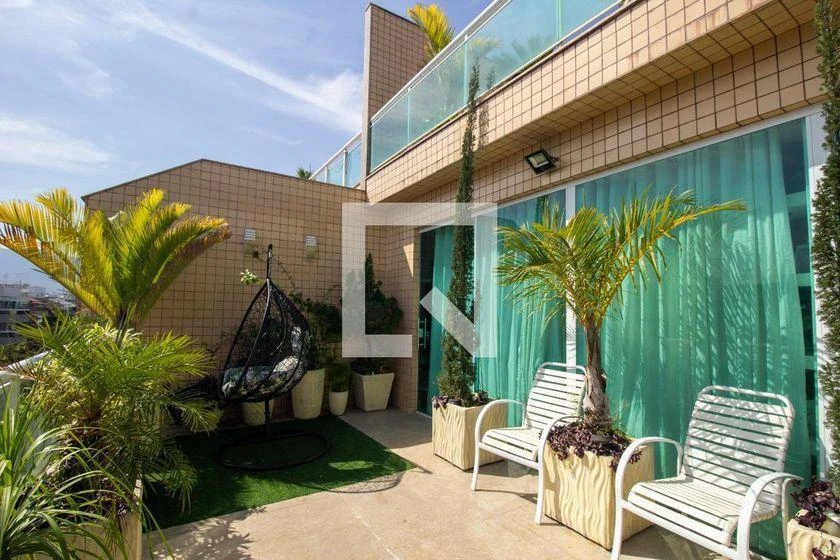 400 m² apartment with 3 en-suite bedrooms and open kitchen — photo 46