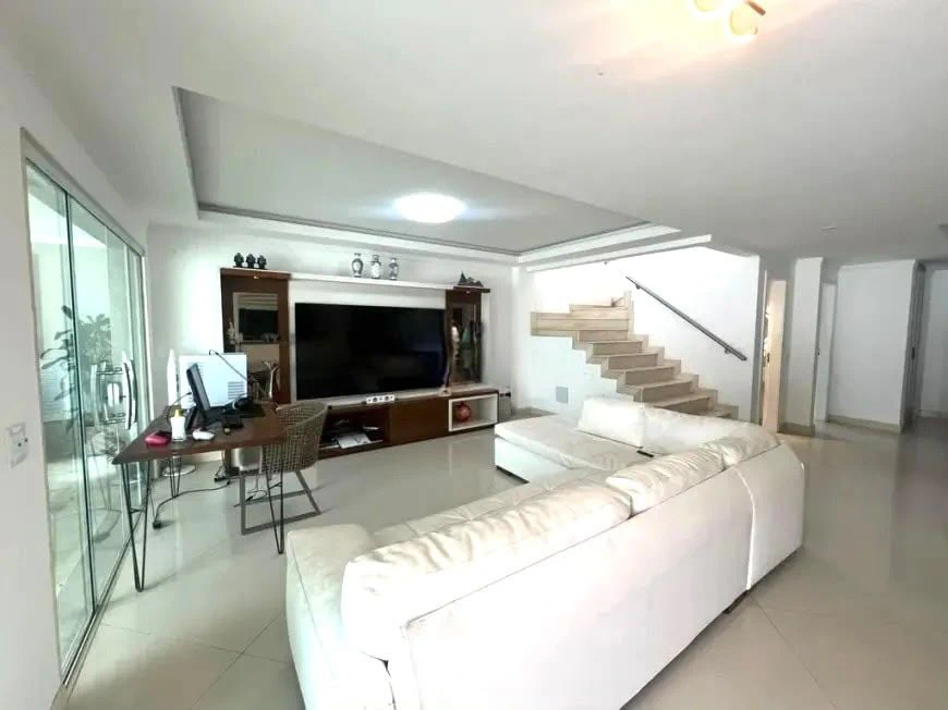 Дом с 5 спальнями и видом на горы, Рио-де-Жанейро — photo 9