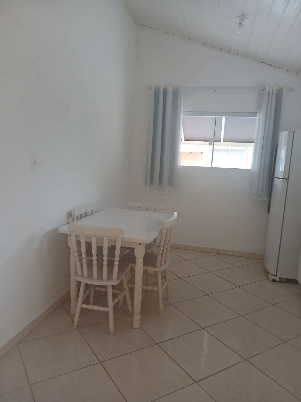 Estúdio mobiliado com 1 quarto, 1 vaga e cozinha fechada — photo 3