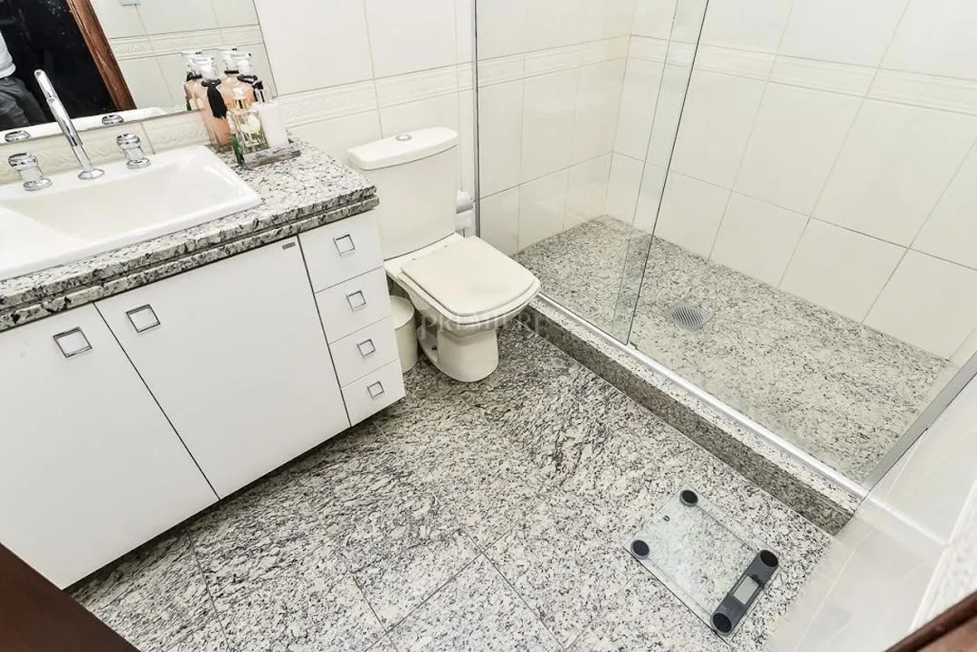 Apartamento com 3 dormitórios e 4 banheiros — photo 33