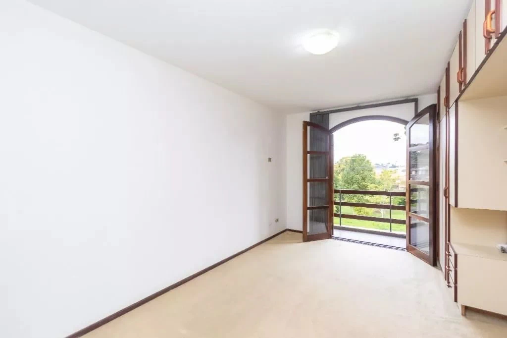 Two-story house with 3 bedrooms and 173 m², 2 parking — photo 14