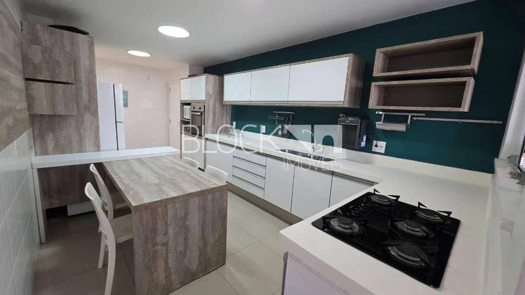 Furnished 400 m² apartment with 3 en-suite suites — photo 2