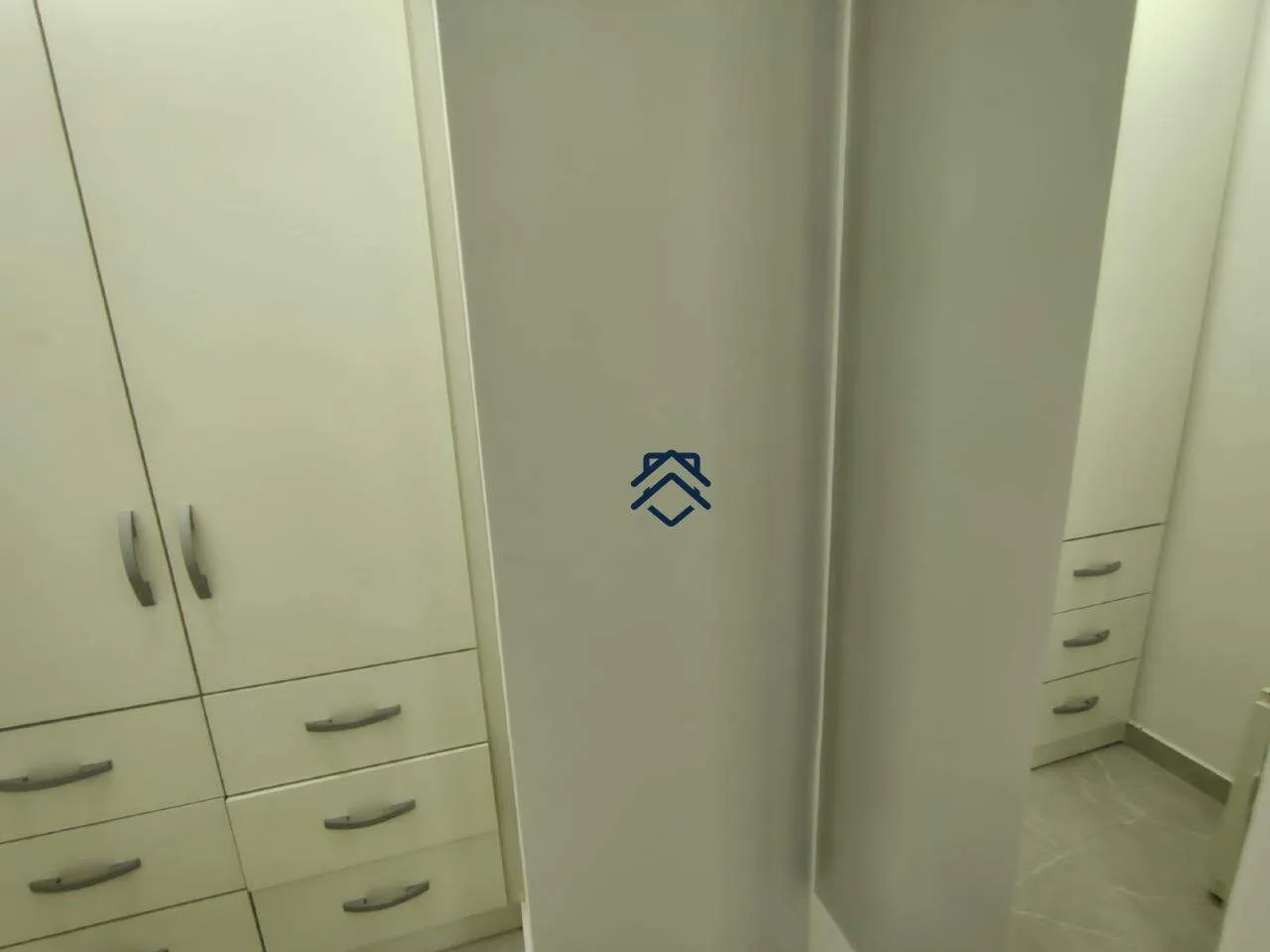 Apartment on the 2nd floor with a grill on the balcony — photo 23