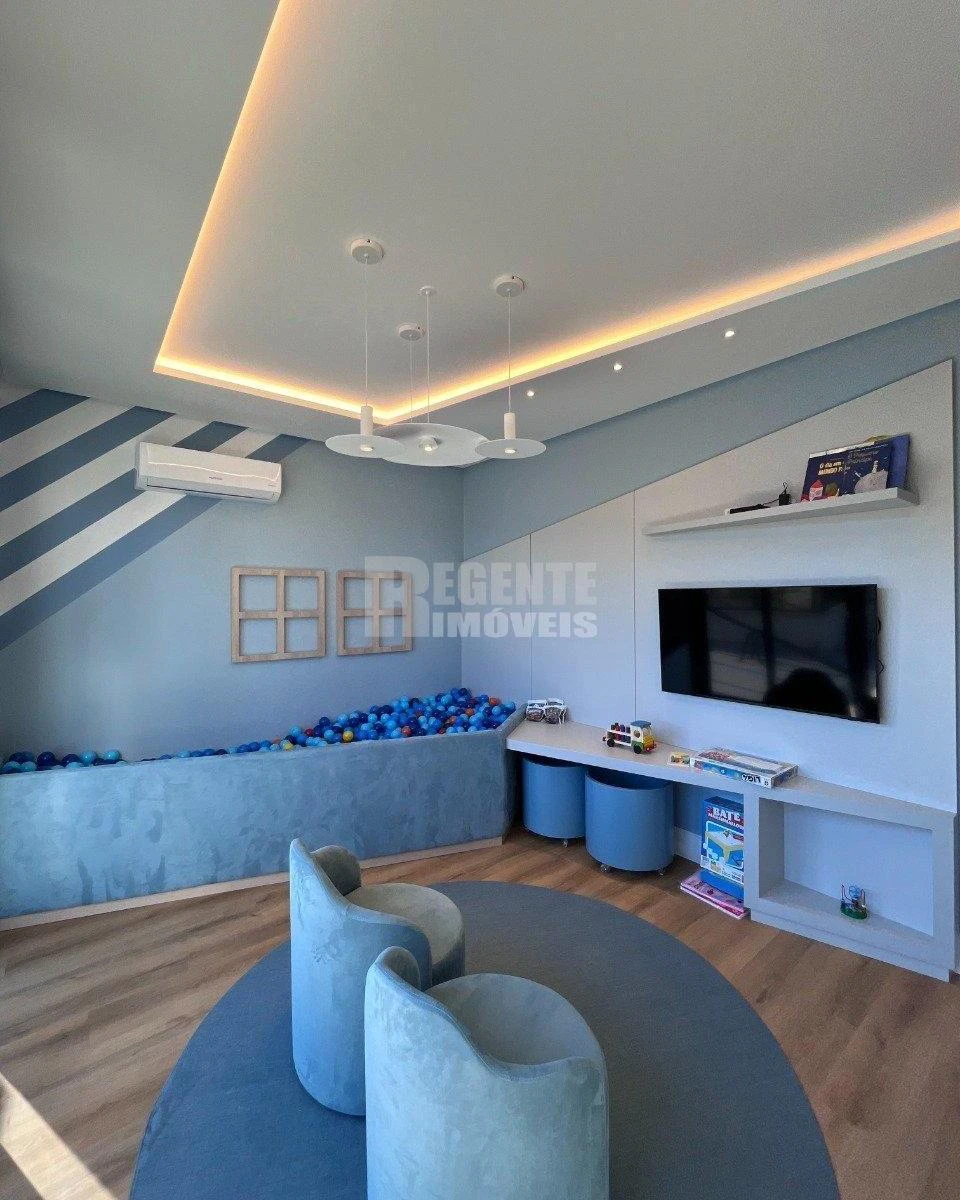 Apartamento amueblado de 2 dormitorios con balcón — photo 41