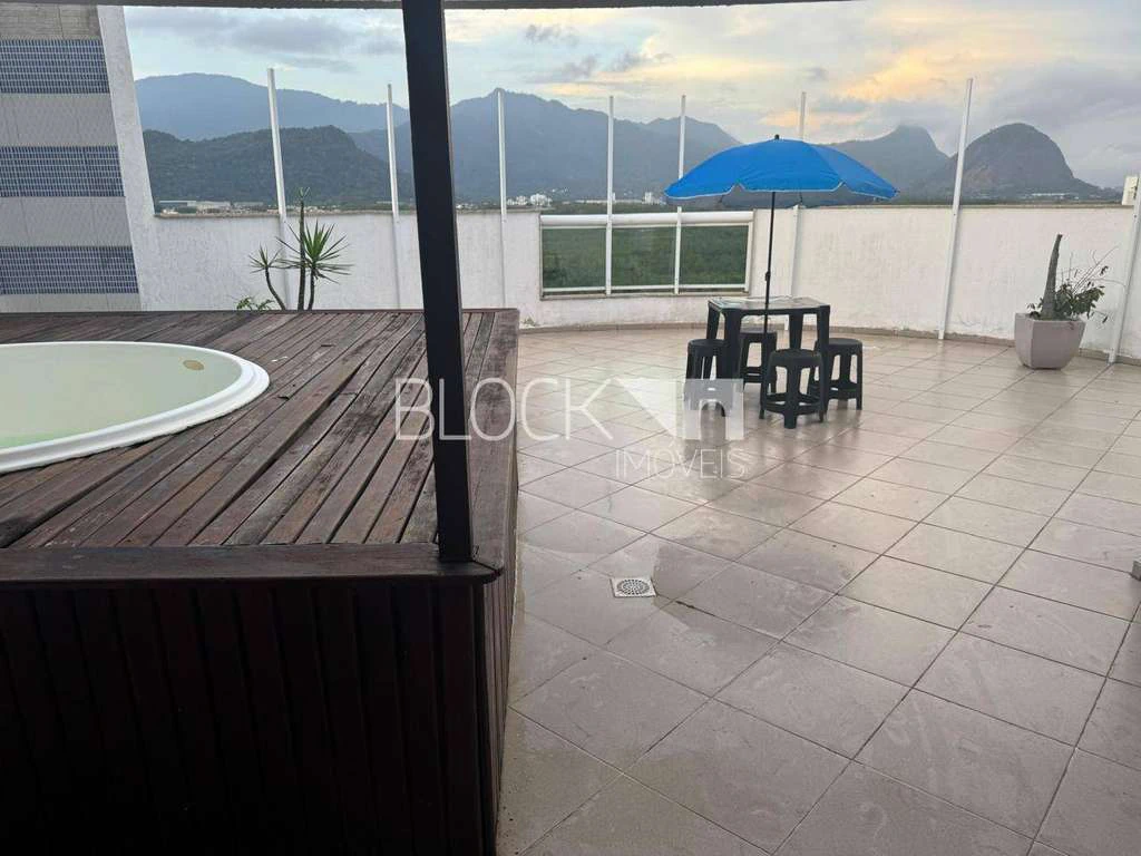 Furnished duplex with 4 bedrooms and 2 en-suite baths — photo 16