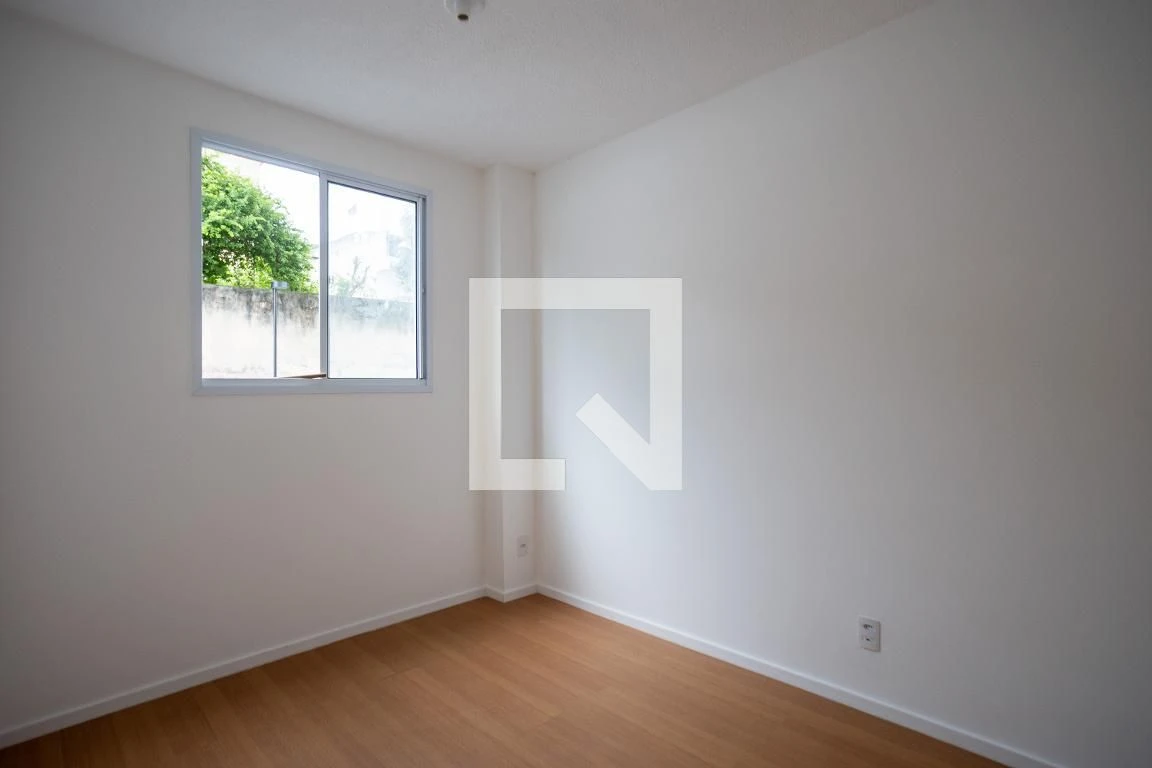 2-bedroom apartment in a building with a gym — photo 13