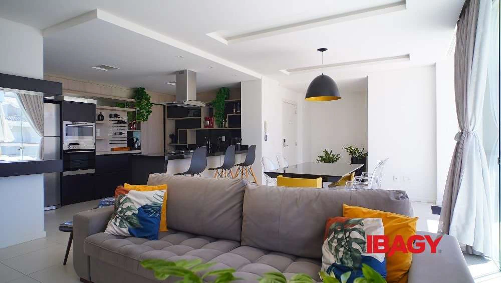 Apartamento amueblado de 3 dormitorios y 360 m² — photo 4